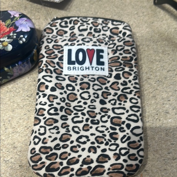 Brighton Black Sunglasses with Protective Case - Picture 3 of 9